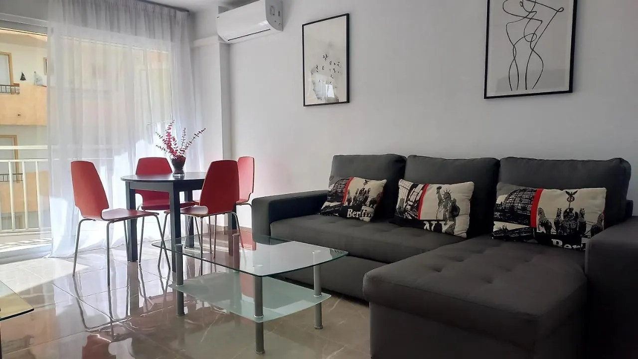 Beachfront With Sea Views And Pool Apartment Fuengirola
