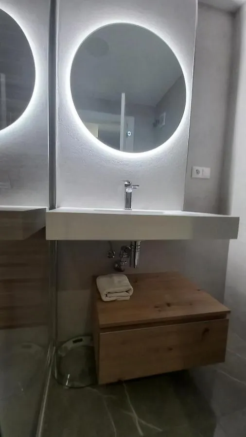 Beachfront With Sea Views And Pool Apartment Fuengirola